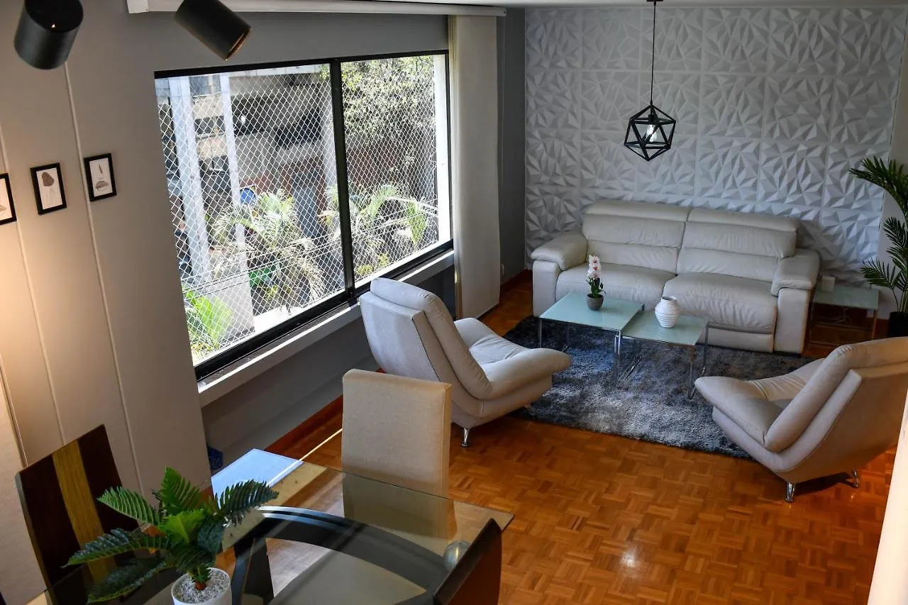 メデジンApartamento En Laureles En Zona Rosaアパートメント コロンビア